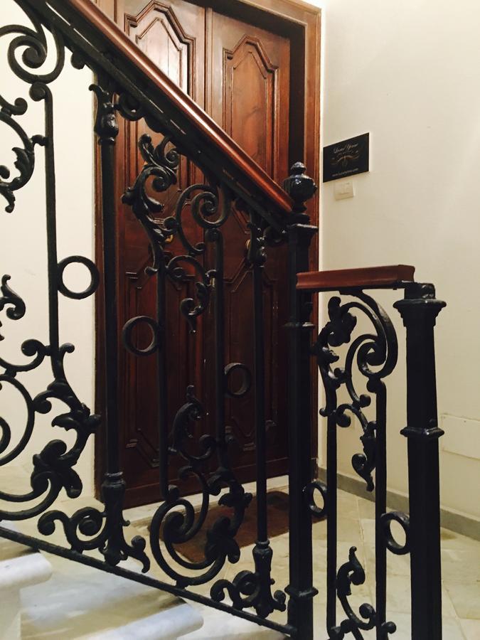 Luxuryenne Hotel Cagliari Exterior photo